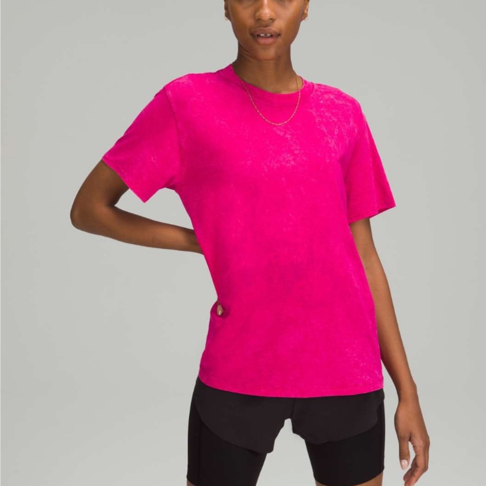 all yours cotton t shirt cloudy wash raspberry